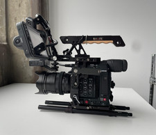 Canon eos c200 + SHAPE cage 