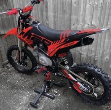 M2r Rf 140cc Pit Bike Bought Brand New 2 weeks ago