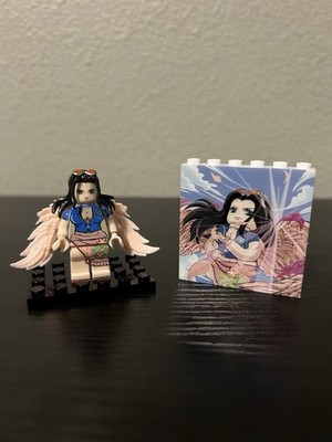 One Piece Nico Robin Custom Figurine & Printed Flower Wing Scene Block