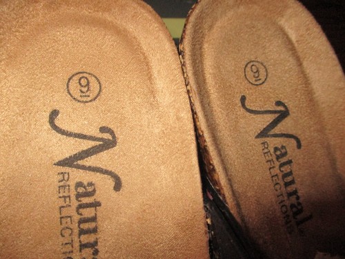 Natural Reflections Multi-color Floral Slip-on Shoes - Whitney - Size 9 - NEW! - Picture 7 of 9