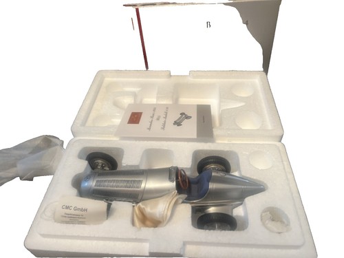 Mini GT #137 Mercedes-Benz Actros Yellow Black Car Carrier Hauler