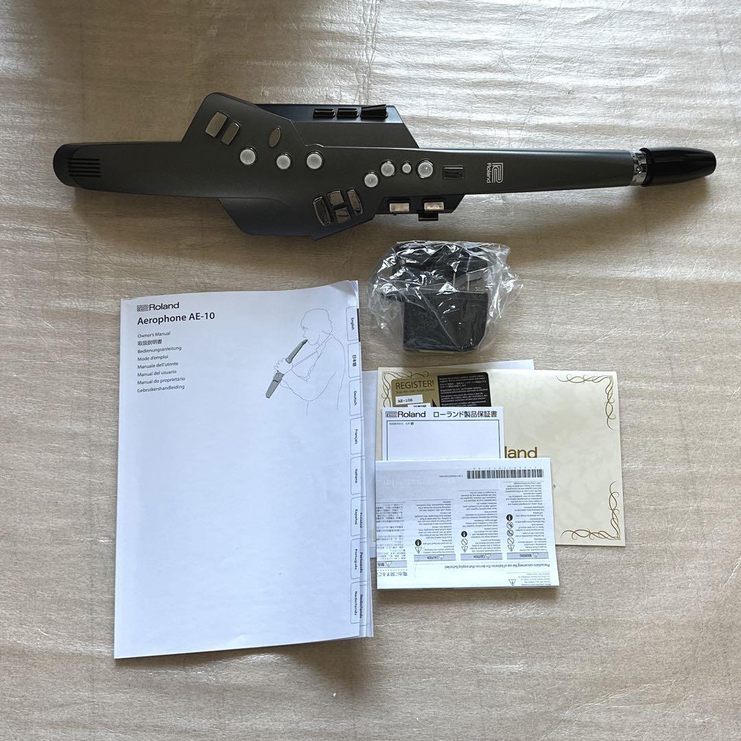 Roland Wind Synthesizer Aerophone AE-10G Graphite Black 66.6 x