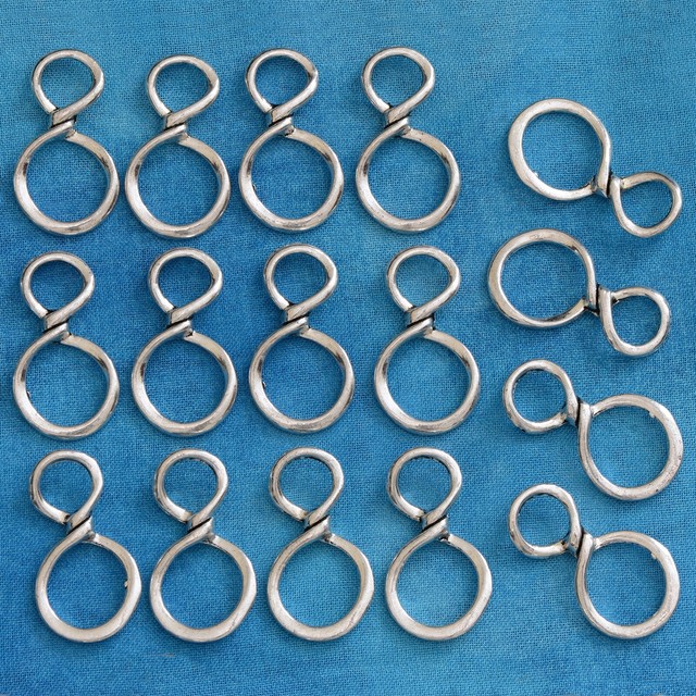 25 Infinity Charms Pendants Antiqued Silver Infinity Connector Links 25 Infinity Charms Pendants Antiqued Silver Infinity Connector Links