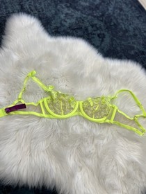 Lot 2 Agent Provocateur Beige Flowers &ndash; Size S 32c / Neon Green S 32C