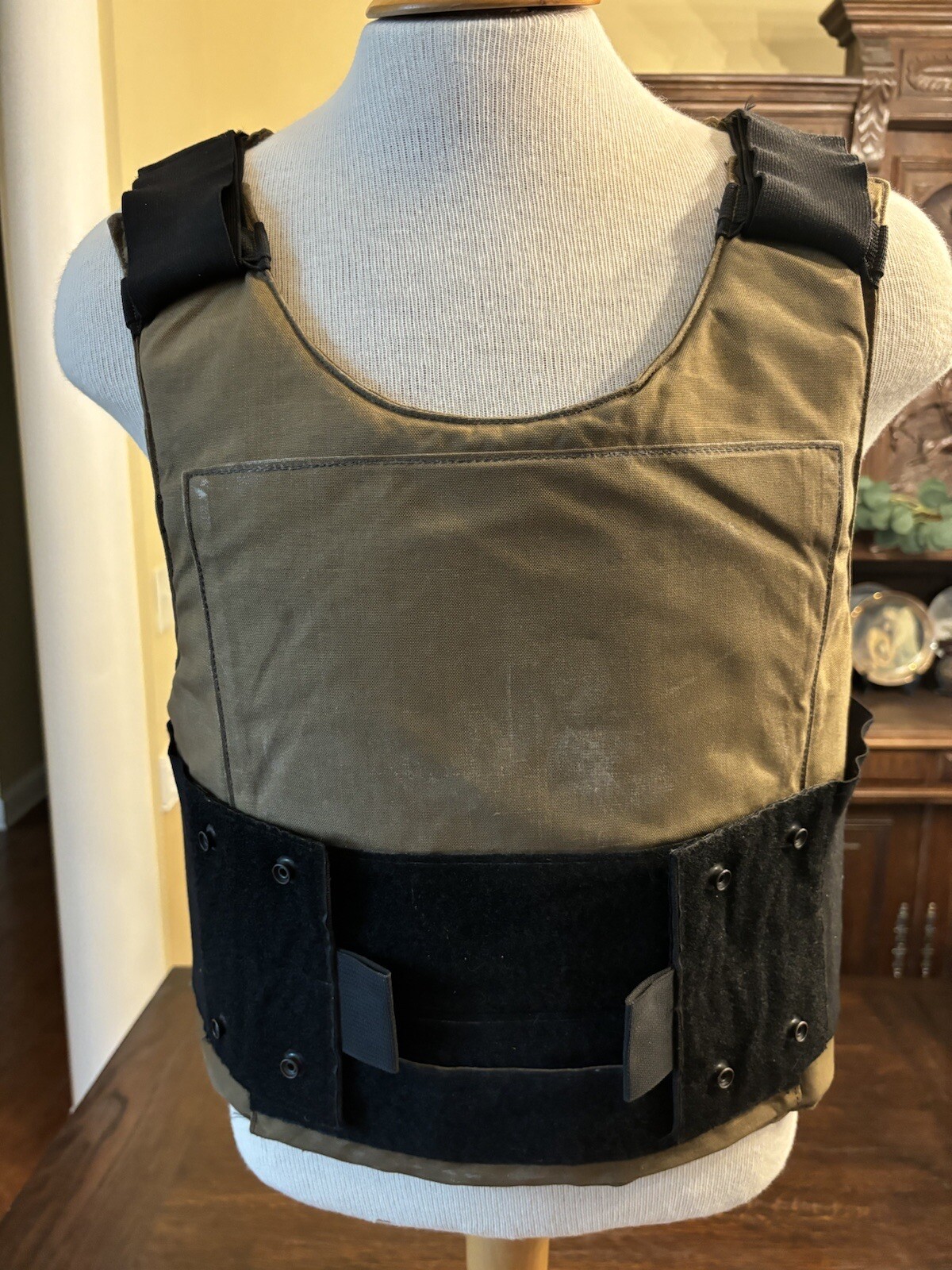 US ARMY TIER 1 SOF CAG PACA Body Armor MEDIUM VEST Model ZGA33 USED NO