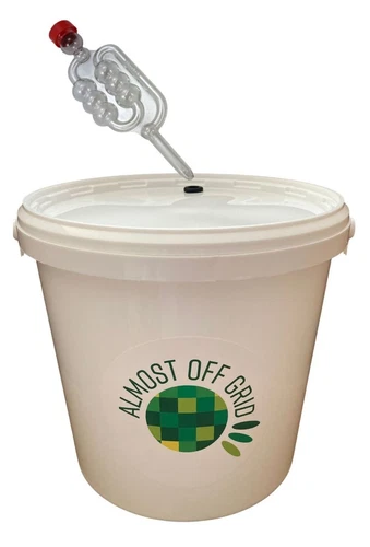 5 Litre Fermenting Brewing Bucket with Lid, Grommet & Fermentation Airlock