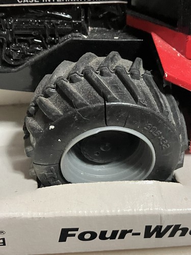 Ertl 1/32 Case International 9150 4-wheel Drive Tractor NIB - Picture 5 of 8