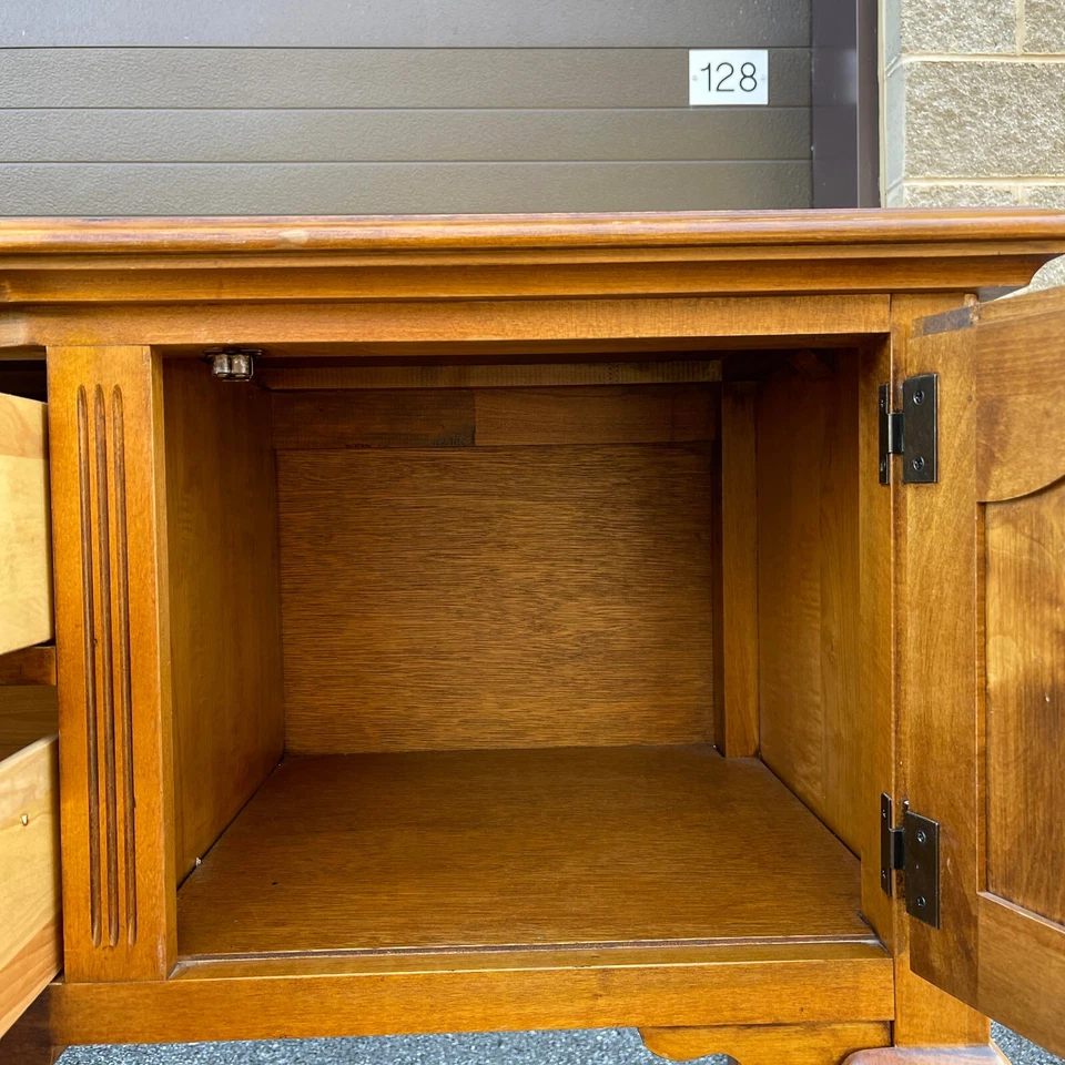 Aparador ou buffet Pennsylvania House tradicional Queen Anne Maple Society Hill - Imagem 4 de 4