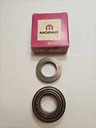 1967-1970 Chrysler Imperial Cup & Collar Rear Axle Shaft Bearing Pkg 2808586 NOS - Picture 4 of 5