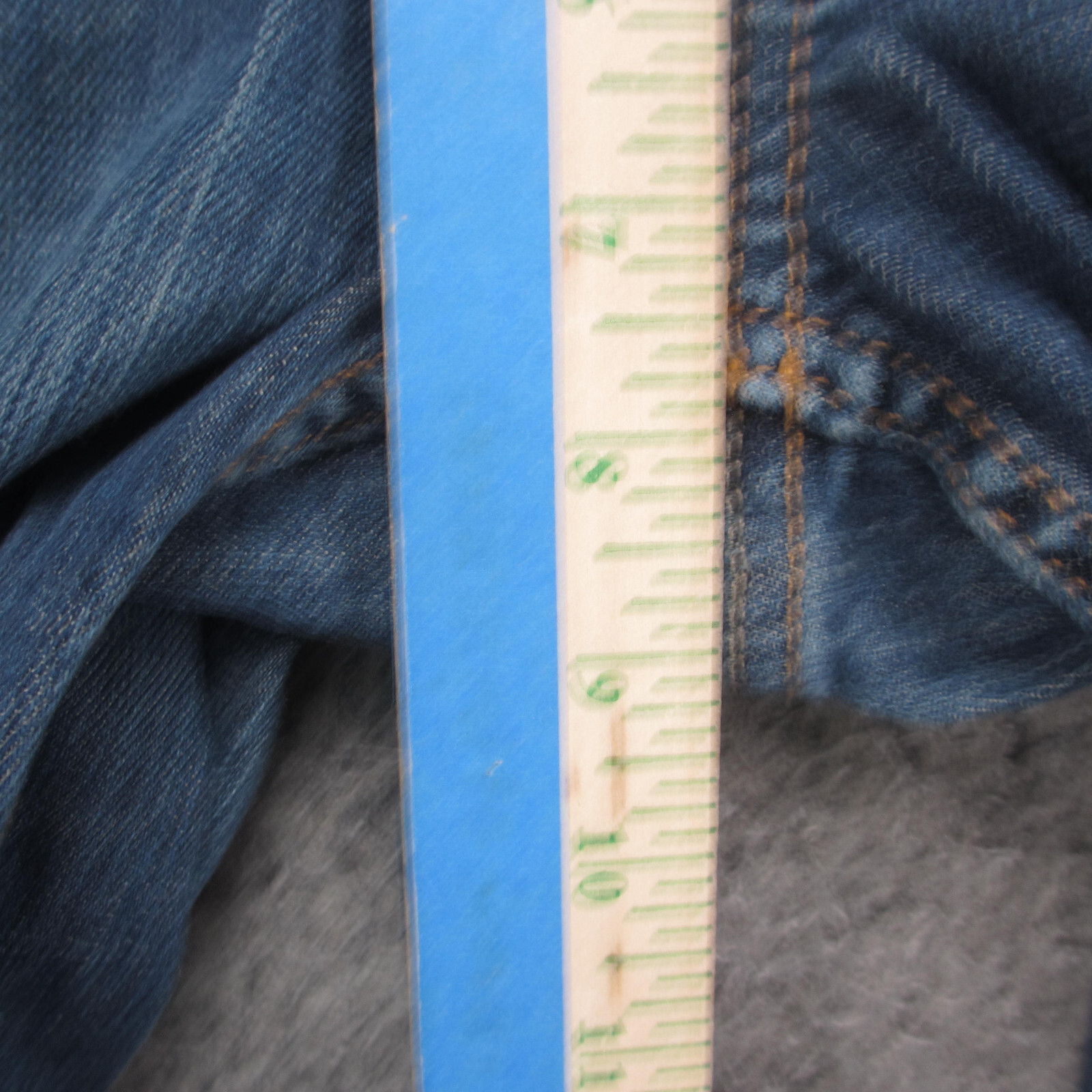 Picture 4 of 11