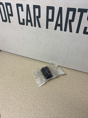 PEUGEOT EXPERT CITROEN DISPATCH 2017- LOWER RADIATOR FIXING BRACKET MOUNT x 1