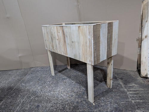 Maceta rústica de madera recuperada con patas - Soporte para plantas de madera hecha a mano - Imagen 6 de 10