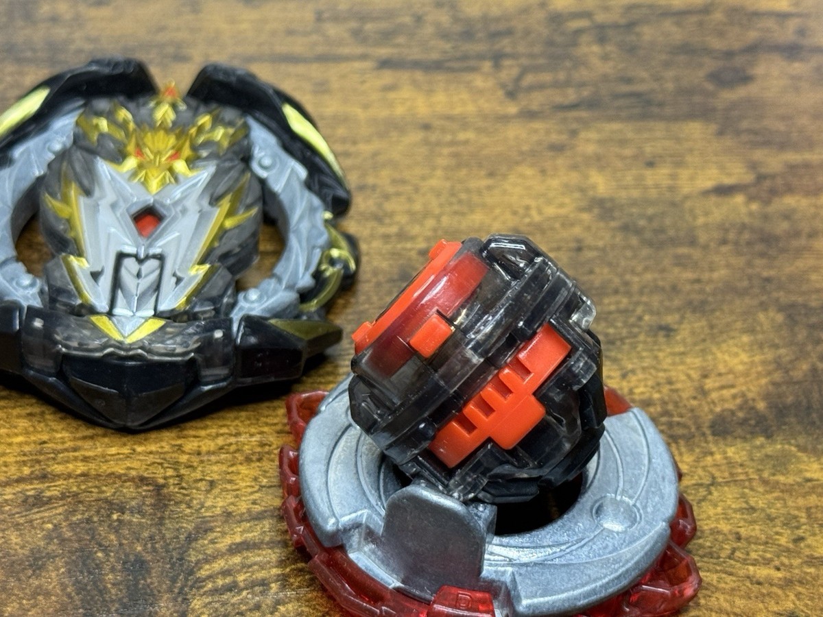 Prime Apocalypse 0Dagger Ultimate Reboot' B-153 Beyblade