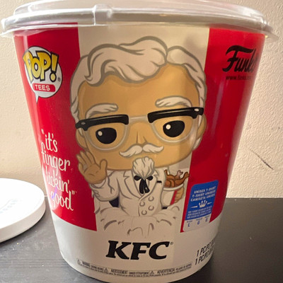 KFC Colonel Sanders (Bucket of Chicken) & L tee #05 Gold Vinyl Funko Shop LE