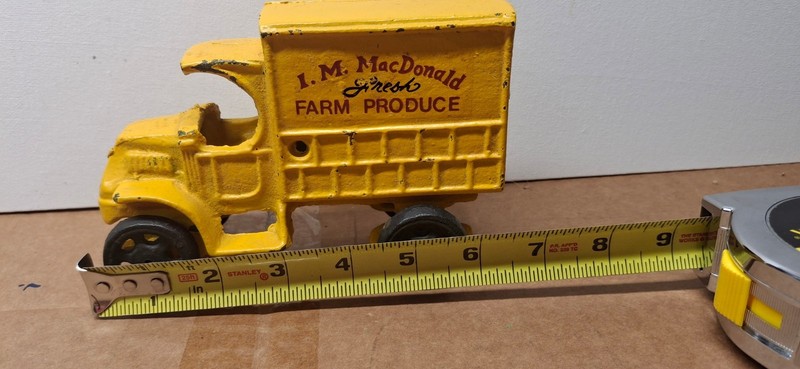 CAST IRON McDONALD FARM PRODUCE DELIVERY TRUCK