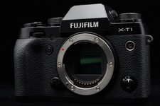  US Duty Paid Fujifilm X-T1 16.3MP Mirrorless Digital Camera Black 9627