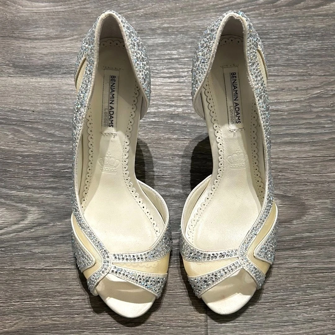 Escarpins Femme Benjamin Adams En Soie Ivoire, Talons Hauts - Pointure 8.5 - Occasion