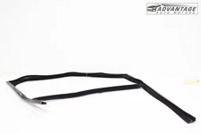 14-22 LAND RANGE ROVER L494 FRONT RIGHT DOOR WINDOW RUN CHANNEL WEATHERSTRIP OEM