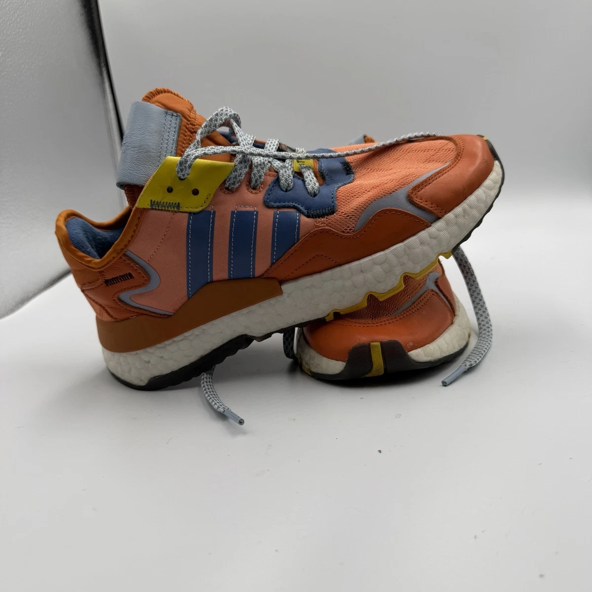 Las mejores ofertas en adidas Ninja x Nite Jogger Time In | eBay
