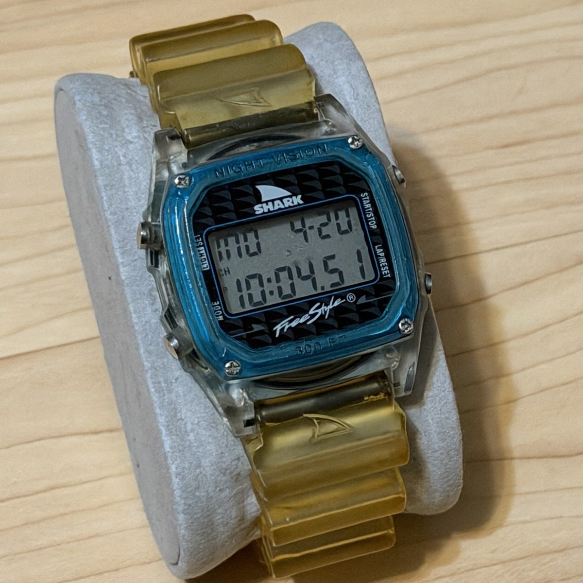 Freestyle Shark Classic Vintage Resin Digital Men