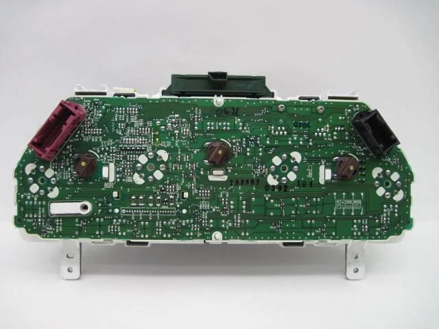 2002-2003 Land Rover Freelander Speedometer Cluster OEM Instrument Gauge Unit — 第 2/4 张图片