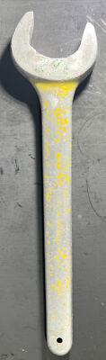 Vintage Light Weight Aluminum ￼Wrench. 21  LONG. Item ID #12