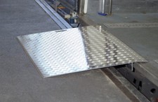 Überladebrücke 1800x1250 mm aus Aluminium Tragkraft 600 Kg