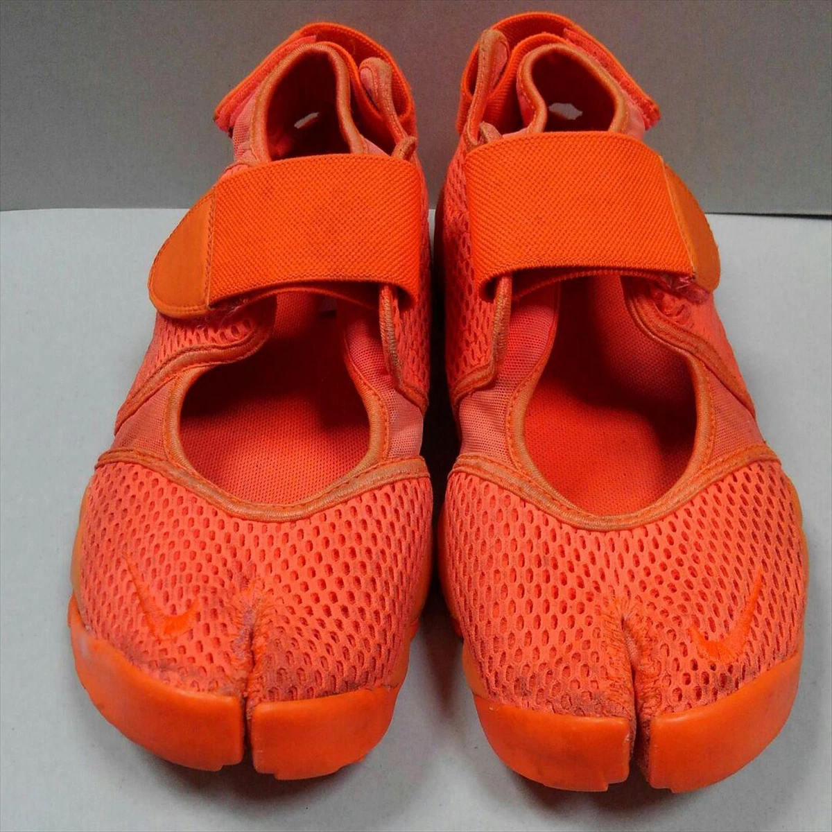 nike air rift size 9