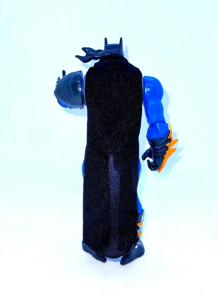 Экшн-фигурка Batman Kenner Knight Force Ninja Karate Chop 6,5 дюйма отдельная 1998 - Изображение 3 из 4