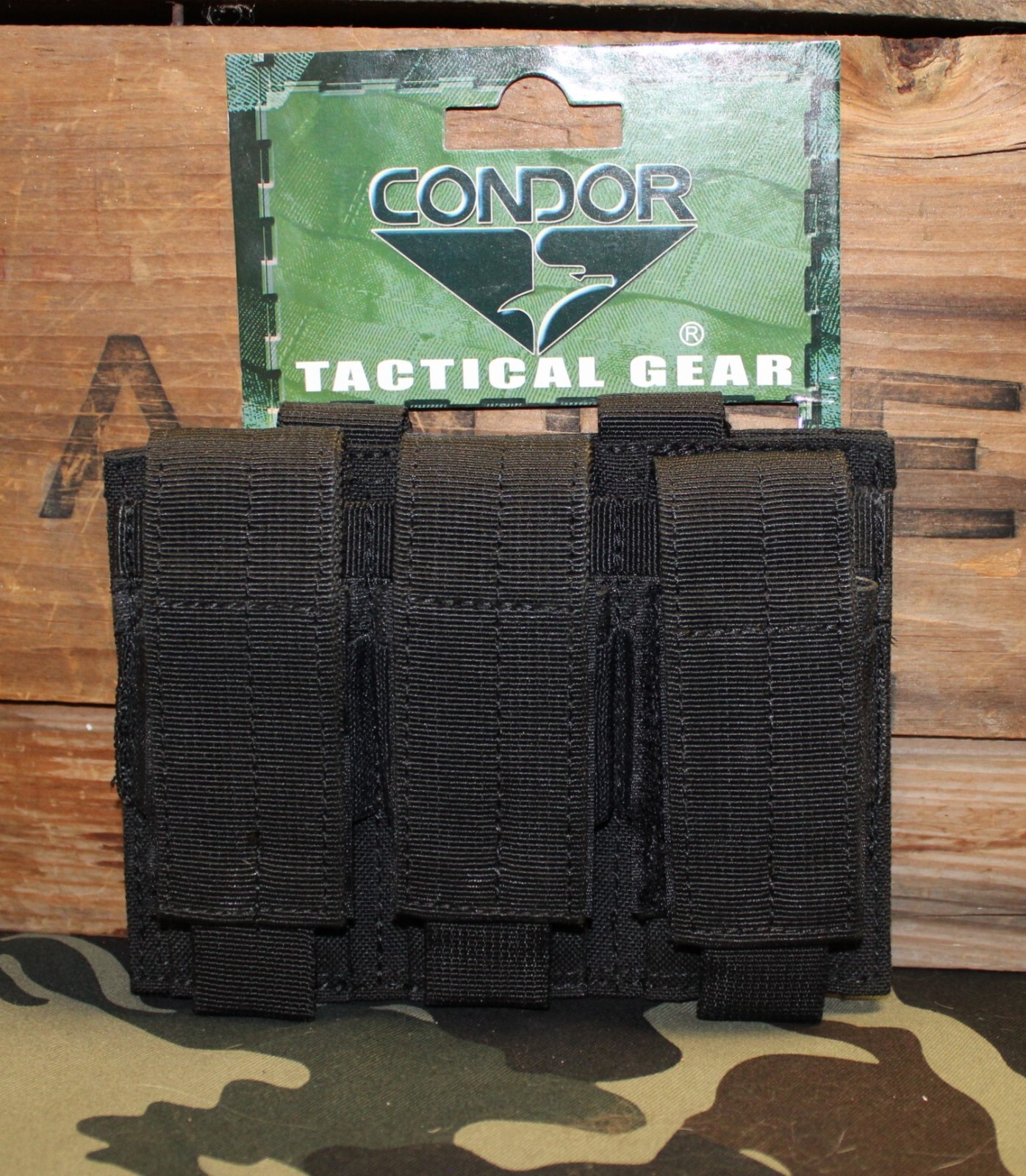 Condor MA52-002 Tactical Triple Mag Pouch in Black