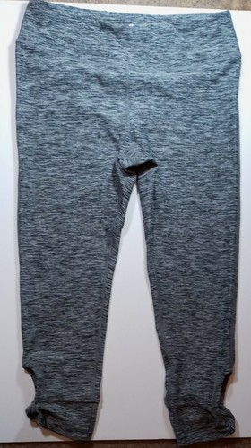 GAIAM Capri Yoga Leggings Pants Medium 
