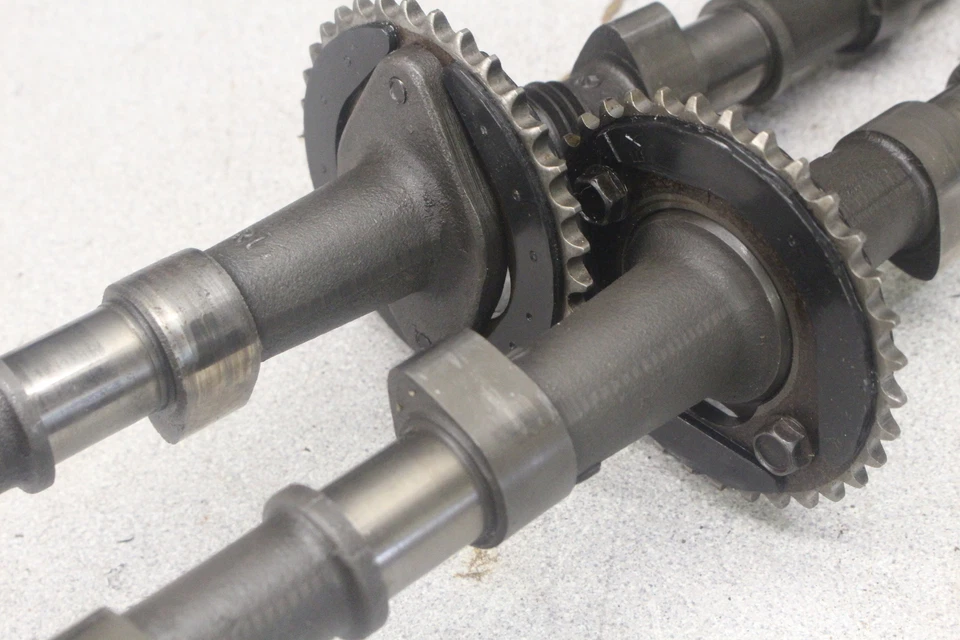 Распределительные валы 1979 Kawasaki KZ650B Z650 0541.FE - Изображение 3 из 4