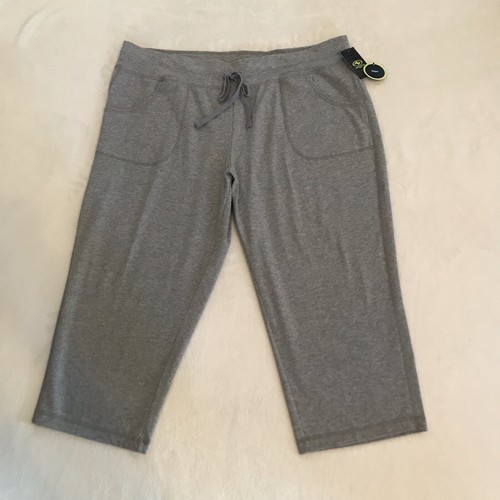 Athletic Works Women's Gray W/ Pockets Core Knit Capri Pants XXXL (22) Waist 45"