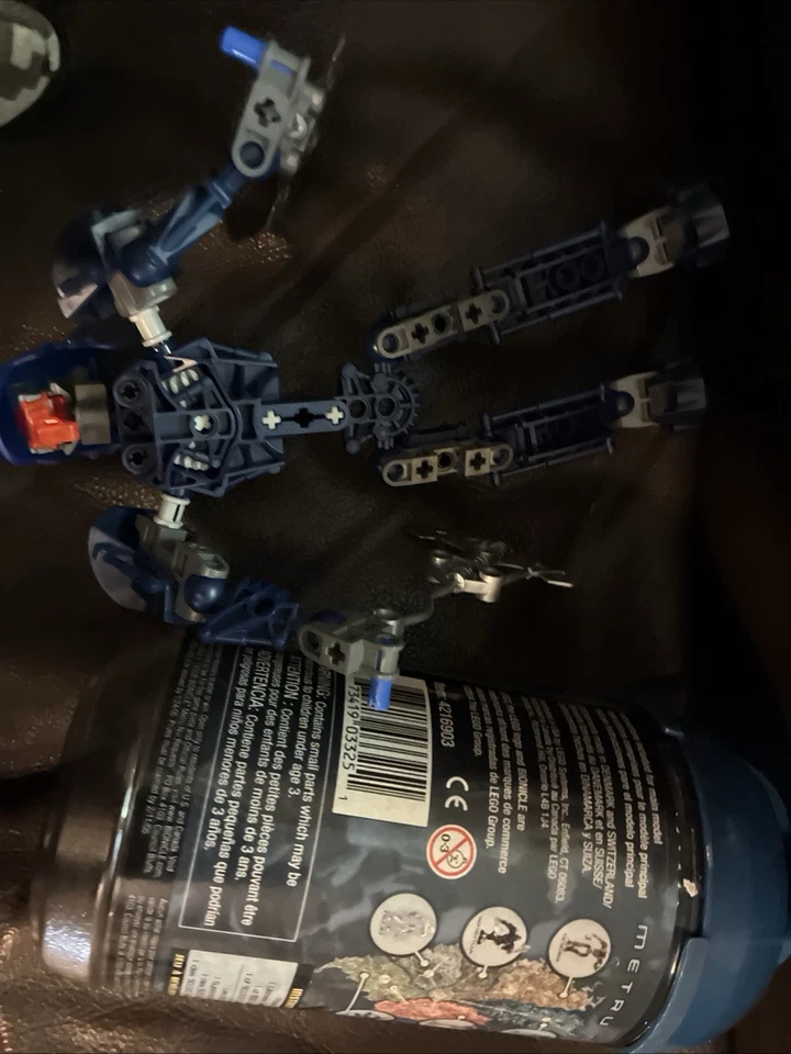 Toa Nakama Lego Bionicle в комплекте с контейнером - Изображение 3 из 3