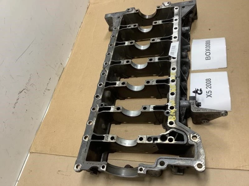 2008 BMW X5 MOTOR CILINDRO BLOCO INFERIOR VIRABREQUIM CAIXA SUPORTE FABRICANTE DE EQUIPAMENTO ORIGINAL+ - Imagem 3 de 4