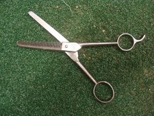 VINTAGE BARBER International Cutlery SCISSORS Dutchess model 1 NICE RARE 30-S