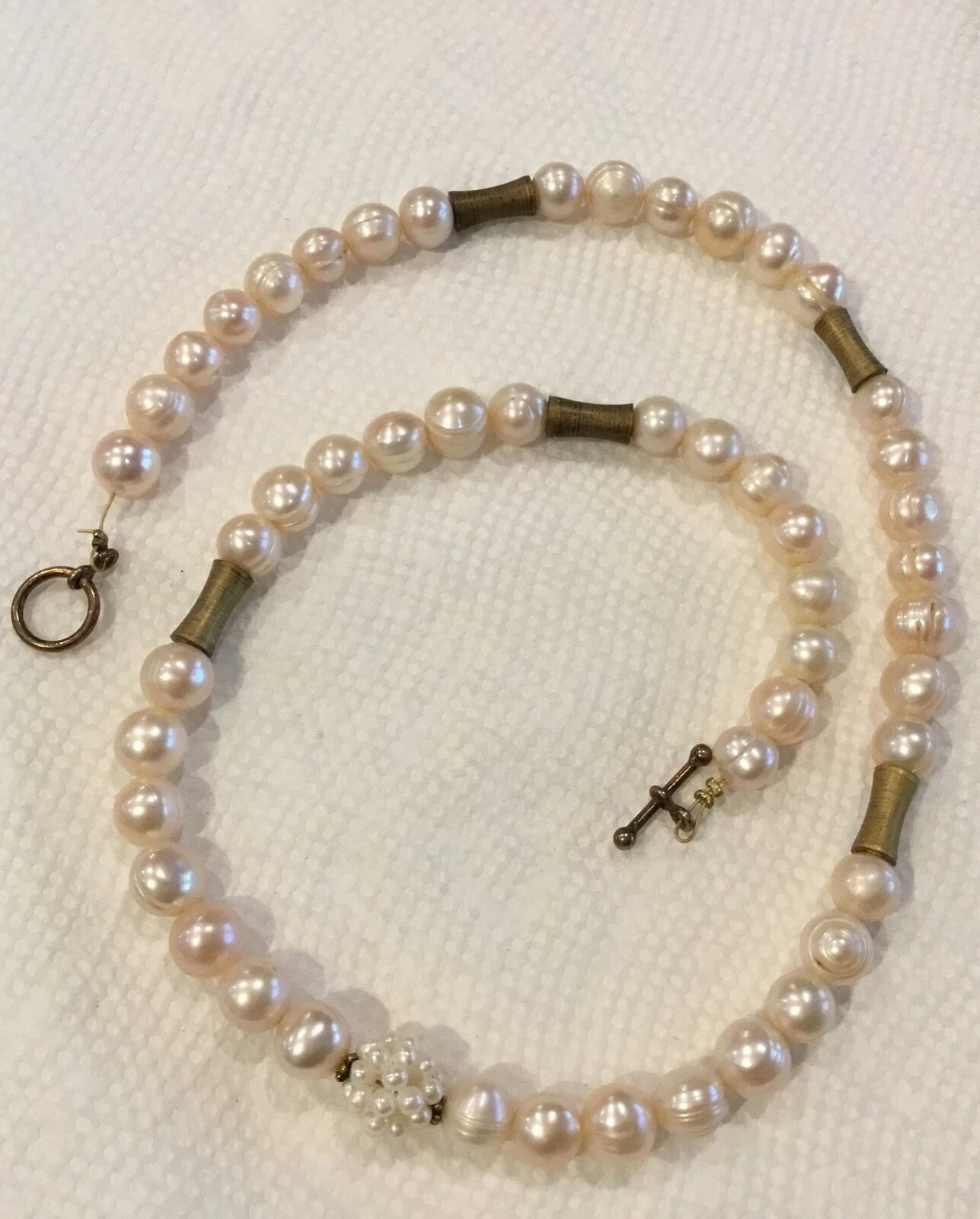 OFF WHITE Collana di perle di patate bianco sporco (non testata) 20” chiusura a levetta in rame E127