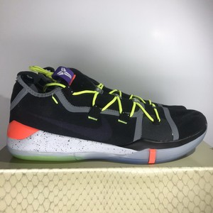 kobe ad red and green