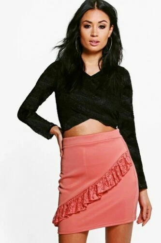 Boohoo Skirts 12 Size
