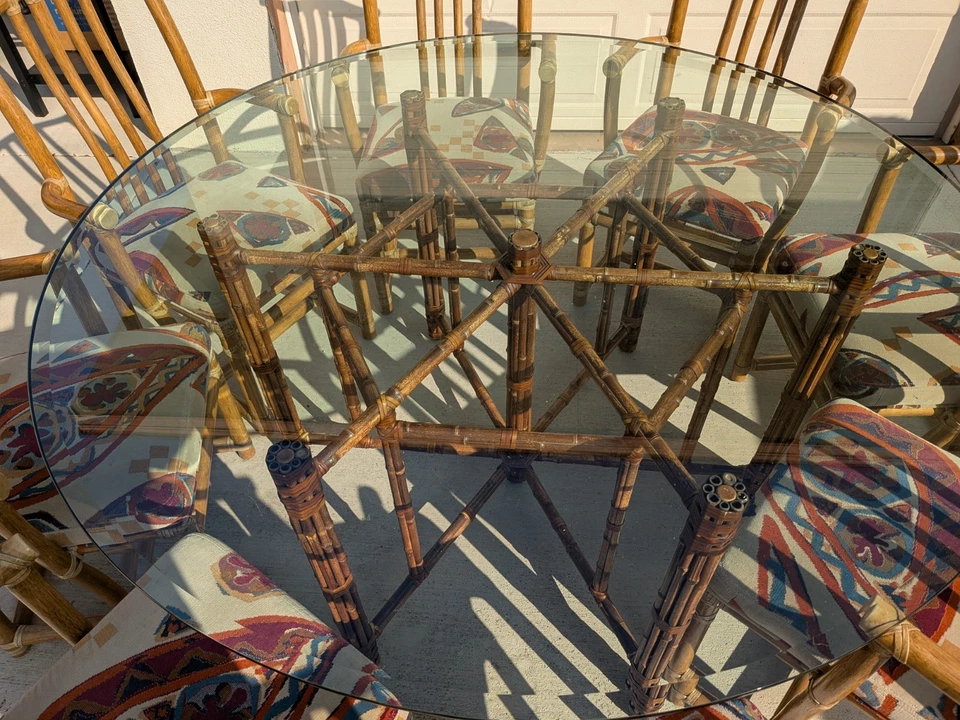 Auténtico juego de comedor de bambú McGuire San Francisco 8 sillas mesa superior de vidrio RARO Foto 4 de 4