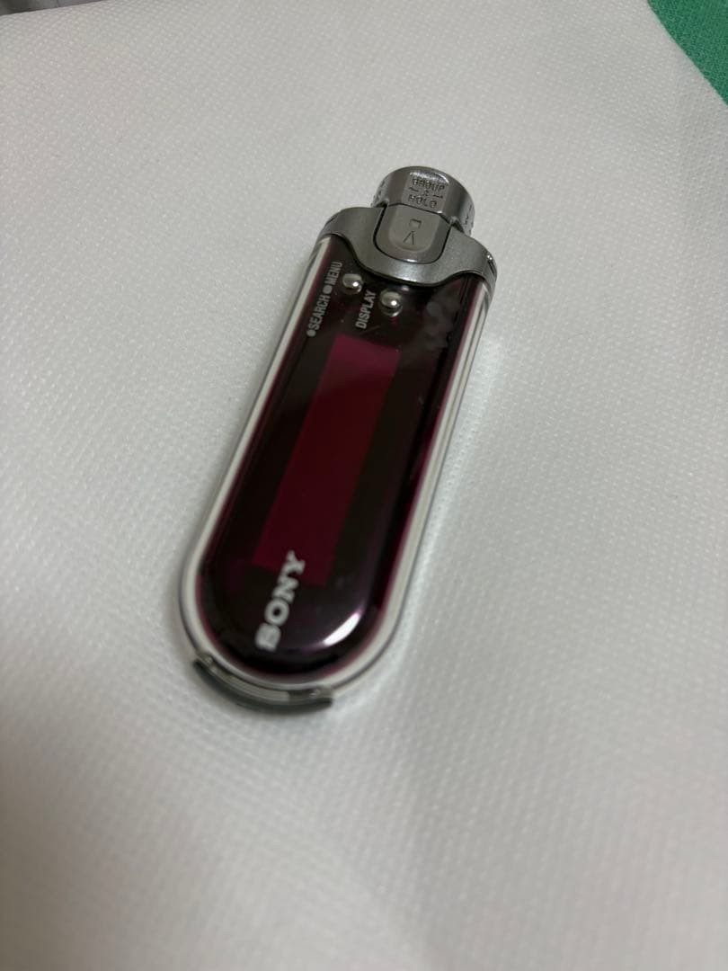 Sony NW-E407 Walkman Portable Music Player Audio 1GB Red MP3 Japan