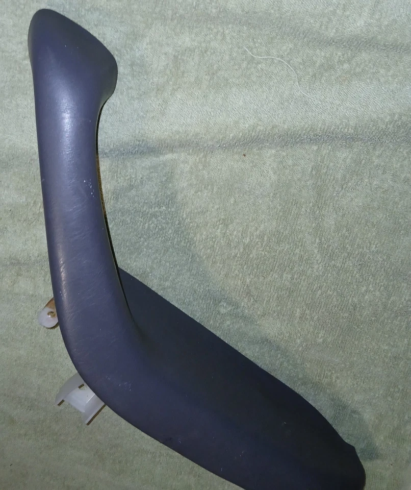 Toyota Tundra Sequoia 2001-2007 manija de puerta de pasajero delantero derecho reposabrazos gris Foto 3 de 4