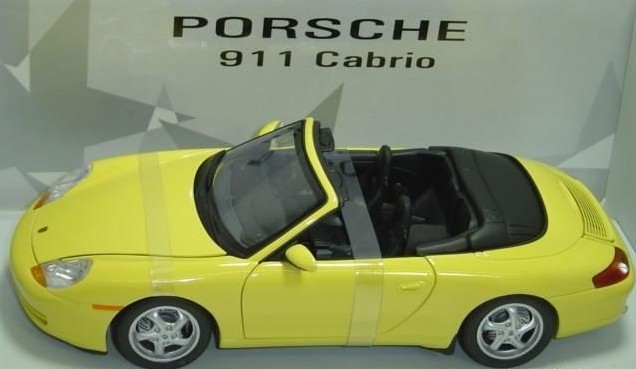 ミニカー 1/18 Porsche 911 Carrera Cabriolet Maisto Porsche 911 Carrera Cabriolet 1994 Diecast 1:18 Scale