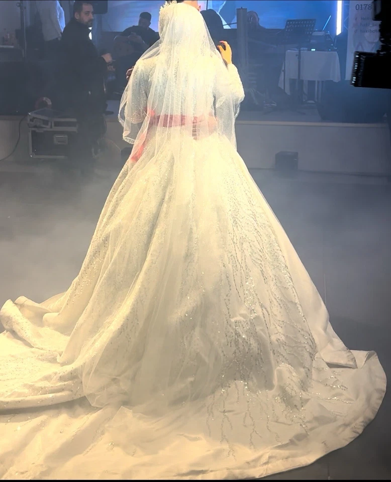 Hochzeitkleid (Ayarlanabilir tesettür özel dikim gelinlik) - Bild 3 von 4