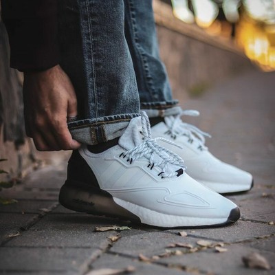 zx 2k boost trainers