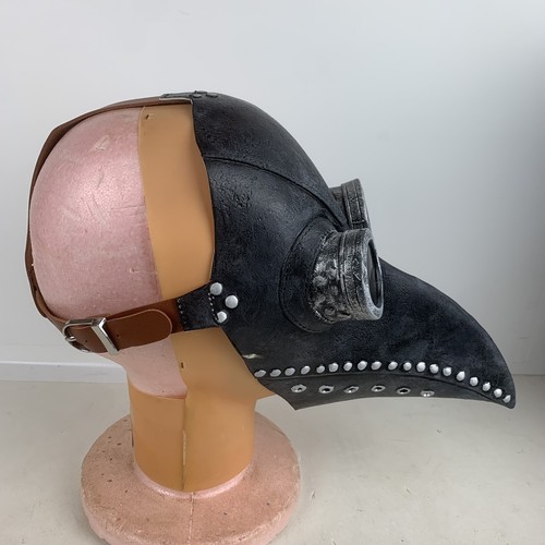 Adult Size Rubber Plague Doctor Halloween Mask Gothic Crow Bird Beak OSFM Strap - Picture 3 of 9