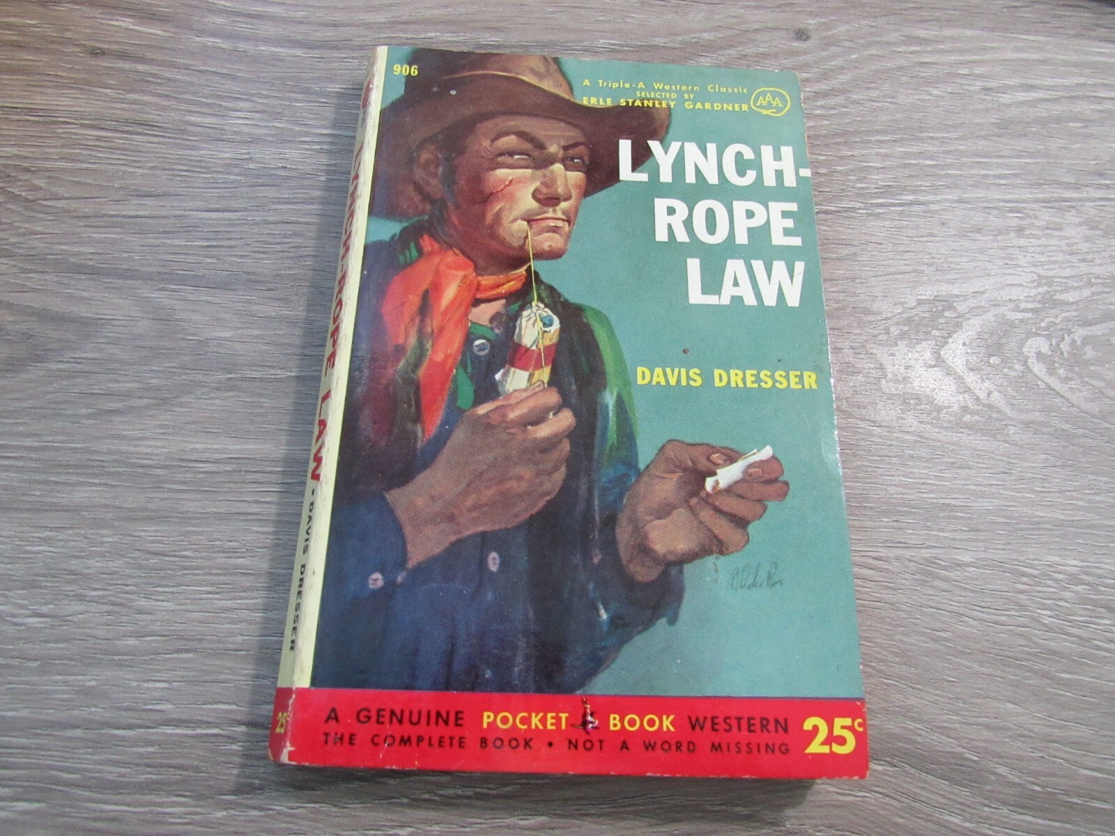 LYNCHROPE LAW BY DAVID DRESSER (BRETT HALLIDAY) POCKET BKS PULP