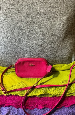 #ad Coach Mini Hot Pink Crossgrain Leather Credit Card Double Zip Crossbody $118.94