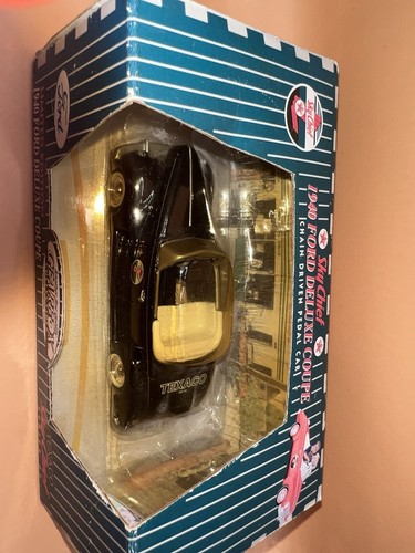 FIRE CHIEF GEARBOX BLACK 1940 FORD DELUXE COUPE LIMITED EDITION BANK NIB - Picture 4 of 8