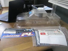 1/8 PRO-LINE P-L 2007 Chevrolet Silverado Genuine New Pro-Line Chevrolet